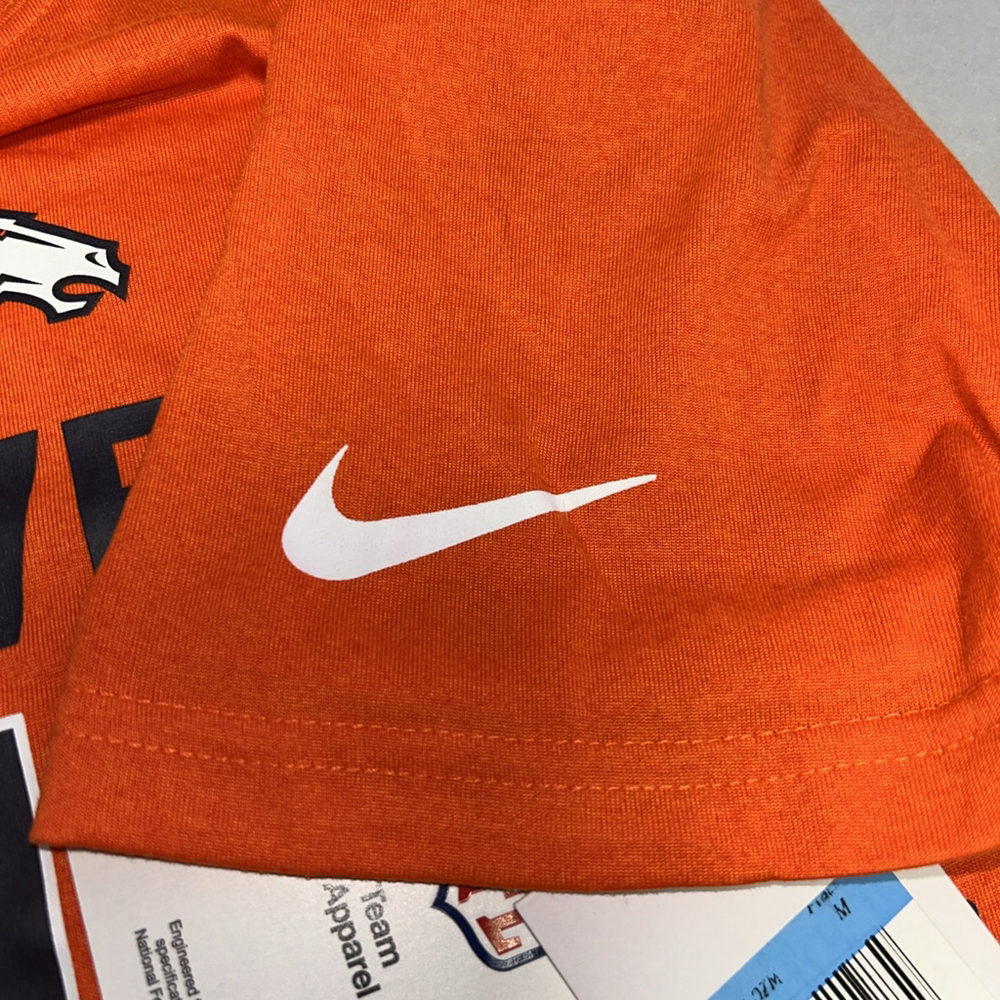 Denver Broncos Men’s Med NWT Orange Nike Dri Fit Short Sleeve T Shirt - Picture 7 of 8